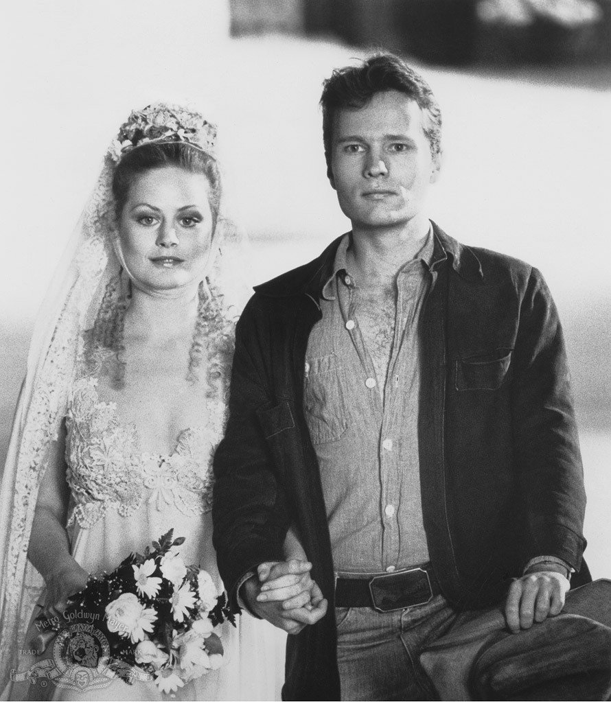 Фото - Беверли Д'Анджело: 890x1023 / 174 Кб