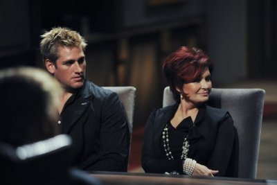 Фото - Шэрон Осборн: 400x267 / 16 Кб