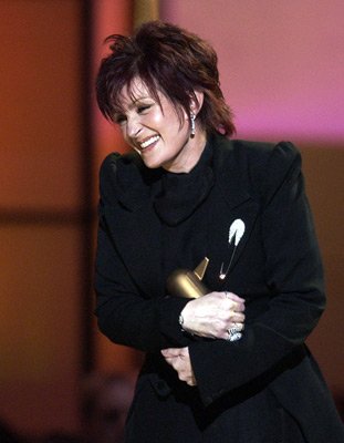 Фото - Шэрон Осборн: 311x400 / 20 Кб