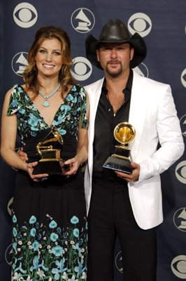 Фото - Тим МакГроу: 266x400 / 30 Кб