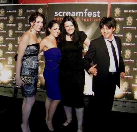 Фото - Эшли С. Уильямс: 443x428 / 43 Кб