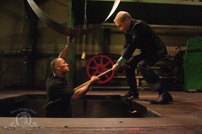 Фото - Нил МакДонаф: 681x453 / 75 Кб