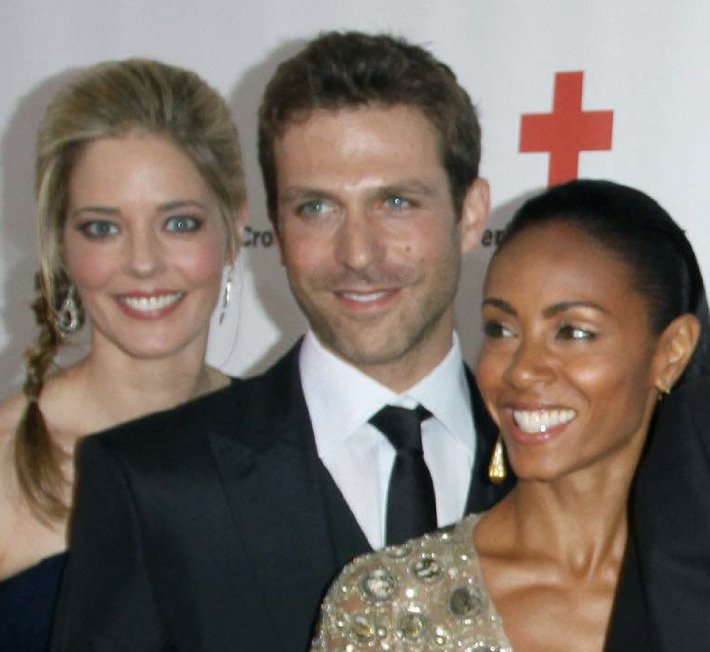 Фото - Дэвид Джулиан Хирш: 710x652 / 58 Кб