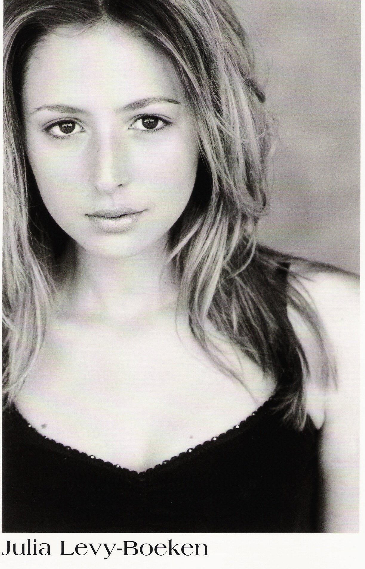 Фото - Джулия Леви-Бокен: 1223x1904 / 432 Кб