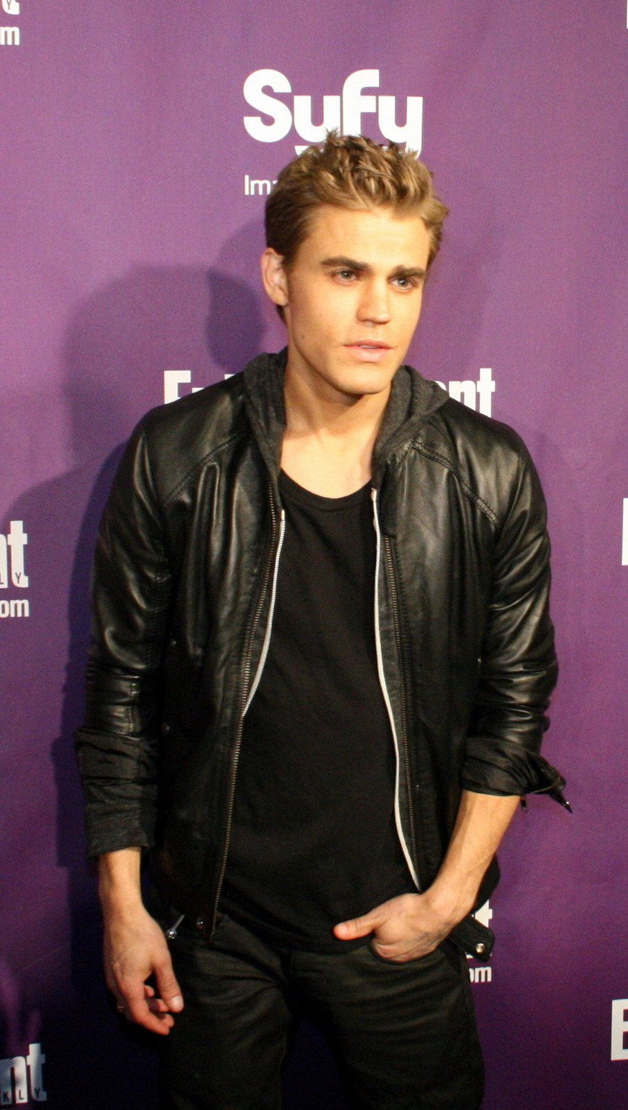 Фото - Пол Уэсли: 905x1600 / 219 Кб