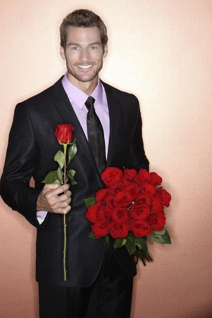 Фото - Брэд Уомак: 427x640 / 38 Кб