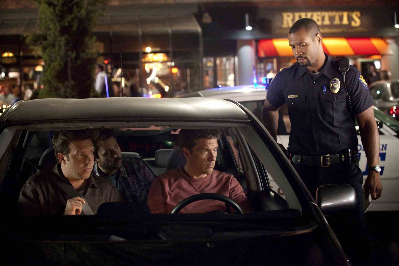 Фото - Айзая Мустафа: 1365x910 / 163 Кб