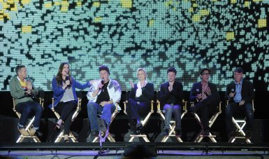 Фото - Кевин МакХэйл: 385x227 / 36 Кб