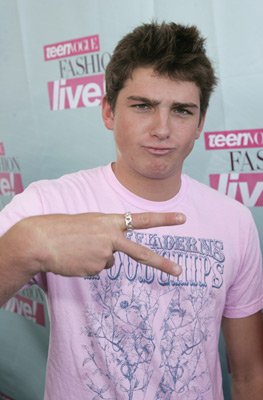 Фото - Талан Торрьеро: 263x400 / 22 Кб