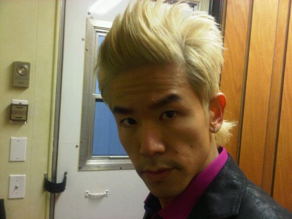 Фото - Джонсон Фэн: 600x450 / 40 Кб