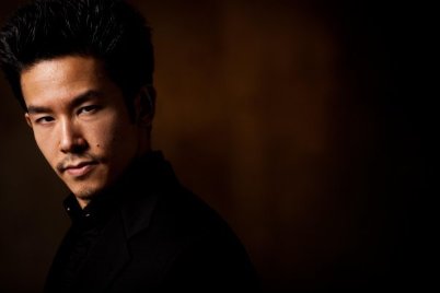 Фото - Джонсон Фэн: 402x268 / 8 Кб