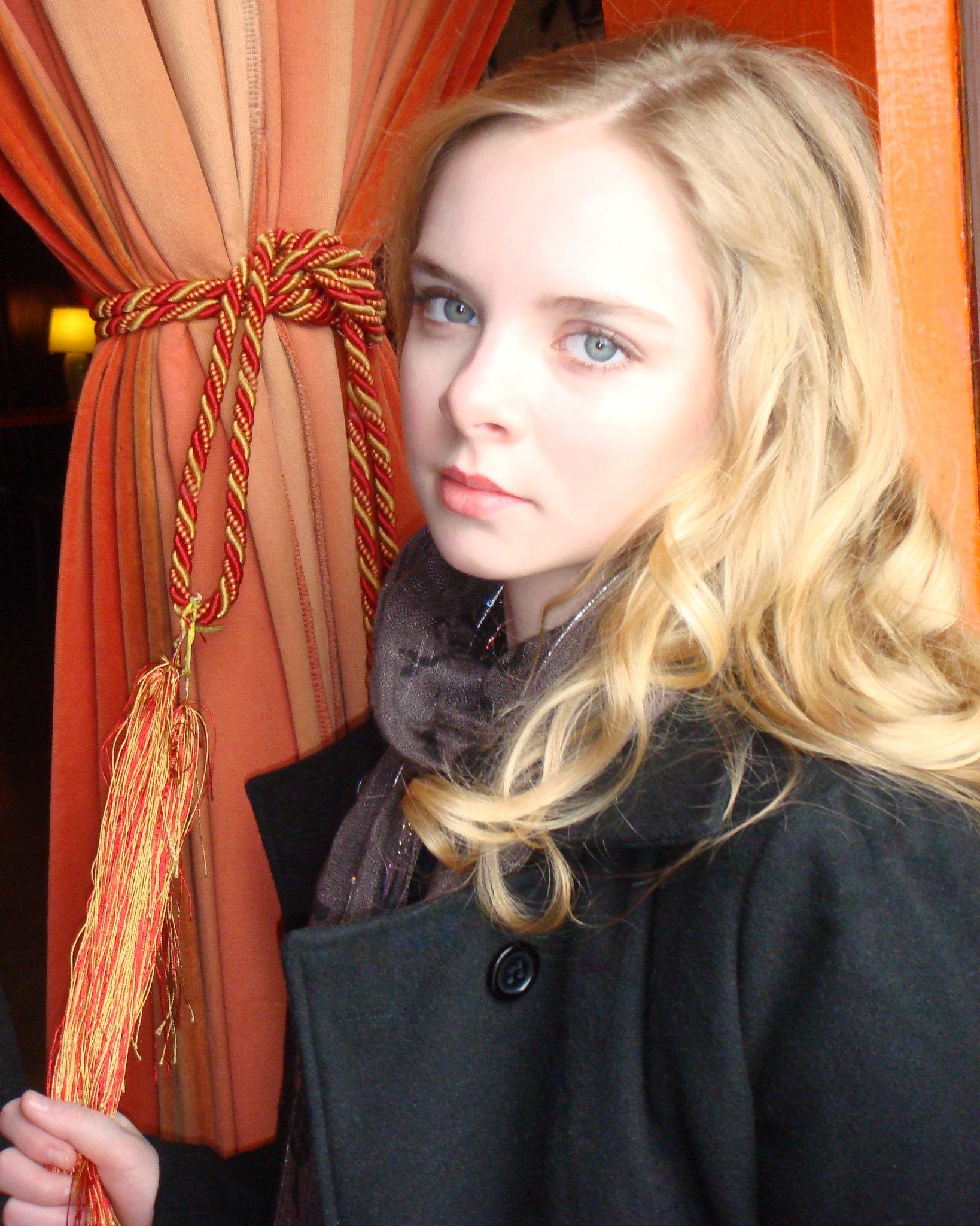 Фото - Дарси Роуз Бернс: 1638x2048 / 542 Кб