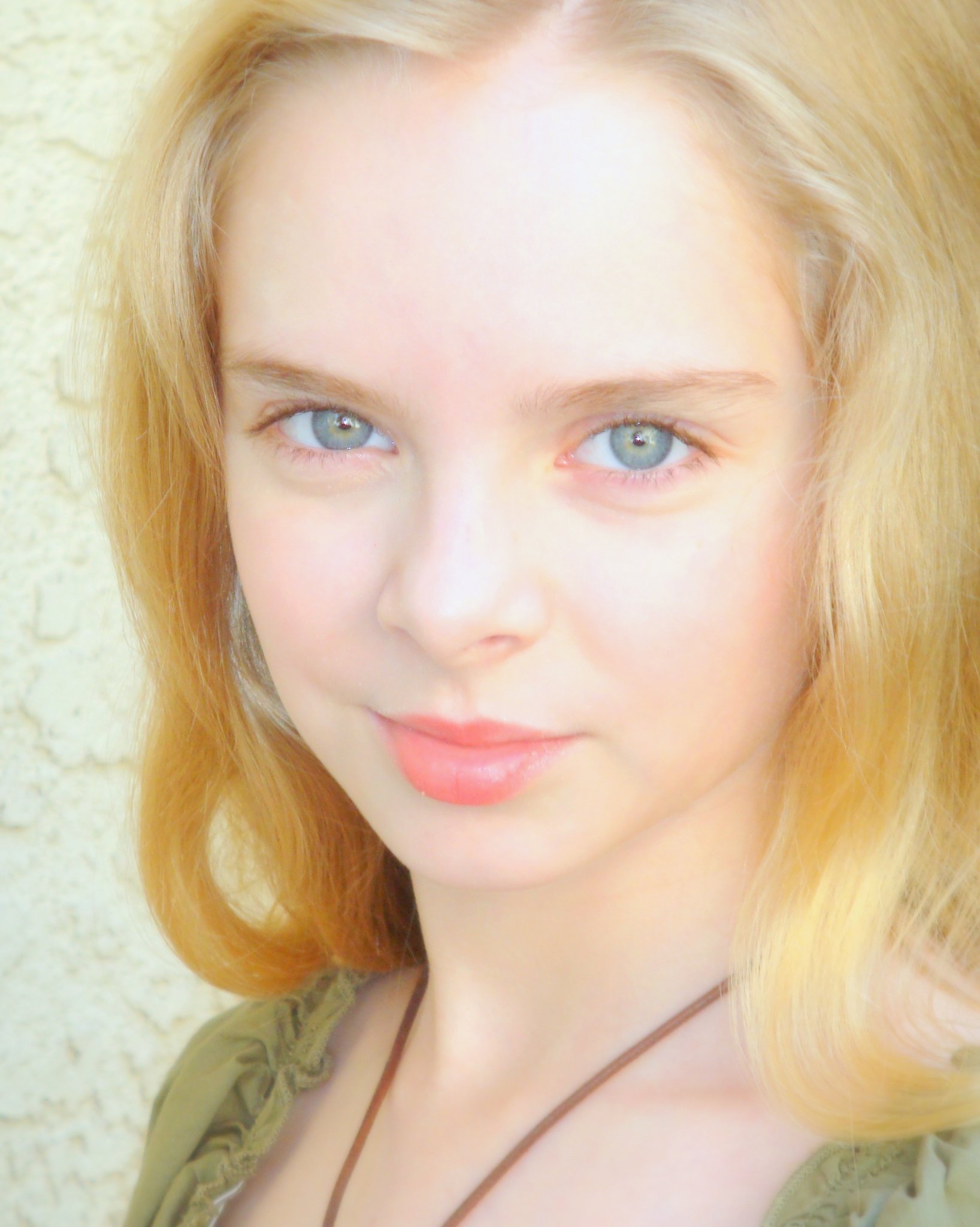 Фото - Дарси Роуз Бернс: 1636x2048 / 252 Кб