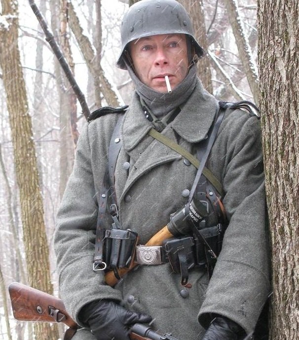 Фото - Дуглас Слигт: 606x691 / 121 Кб