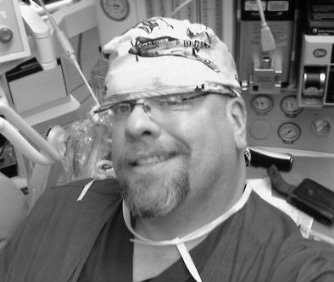 Фото - Джеймс Келли: 334x282 / 20 Кб