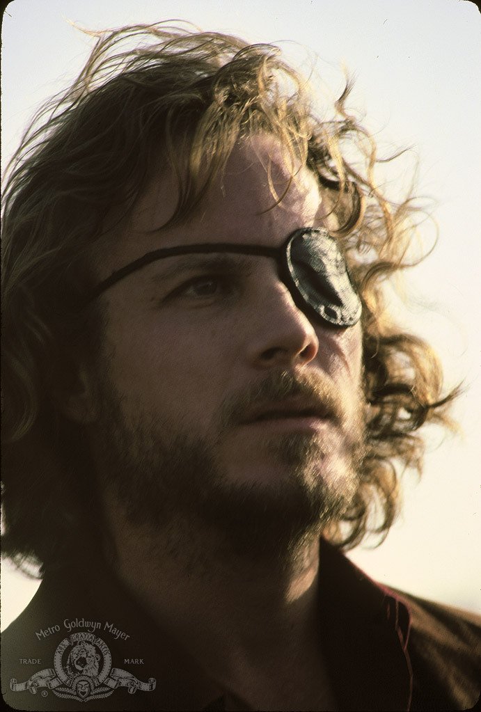 Фото - Джон Херд: 691x1023 / 111 Кб