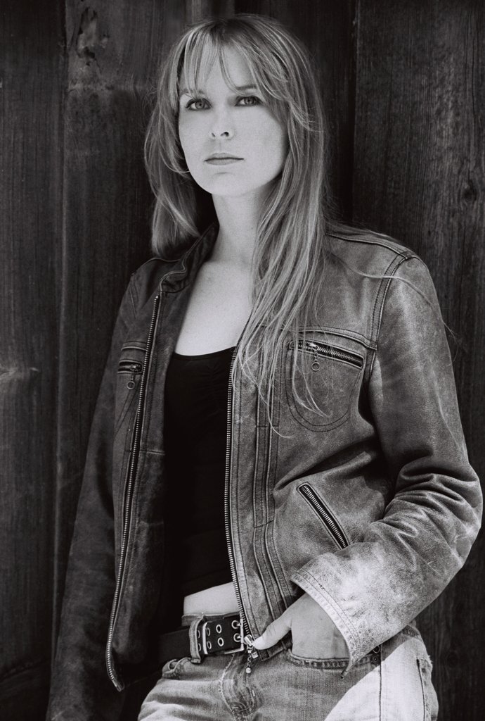 Фото - Брук Андерсон: 690x1024 / 140 Кб