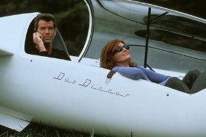 Фото - Рене Руссо: 300x200 / 13 Кб