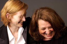 Фото - Линн Хершман-Лисон: 261x170 / 11 Кб