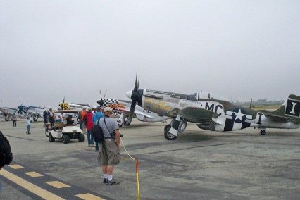 Фото - Клэй Холл: 426x284 / 23 Кб