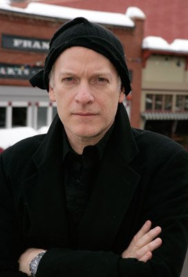 Фото - Тимоти Гринфилд-Сандерс: 272x400 / 18 Кб