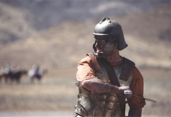 Фото - Джеймс П. Беннетт: 573x391 / 30 Кб