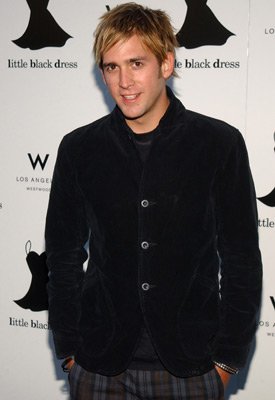 Фото - Эрик Цманда: 275x400 / 18 Кб