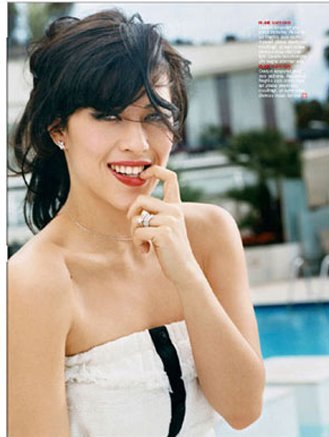 Фото - Милен Джампаной: 329x437 / 28 Кб