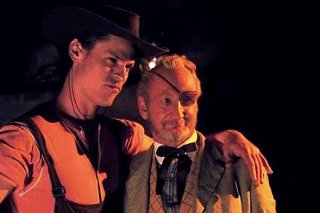 Фото - Брендан МакКарти: 320x213 / 14 Кб