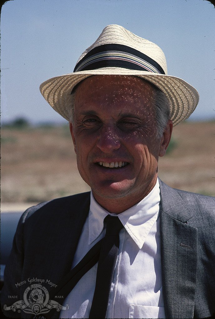 Фото - Роберт Дювалл: 689x1023 / 161 Кб