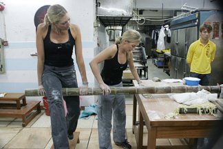 Фото - Кэндис Пеллетье: 324x216 / 21 Кб