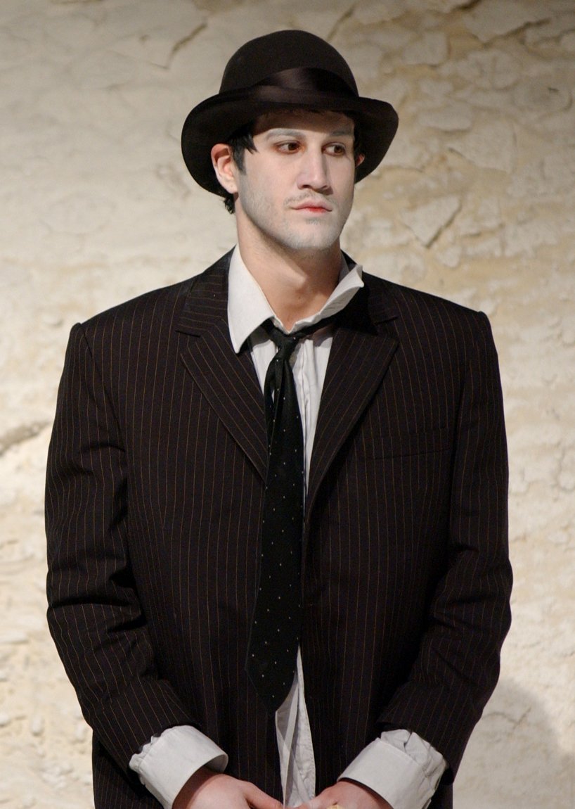 Фото - Стефан Капичич: 818x1150 / 129 Кб