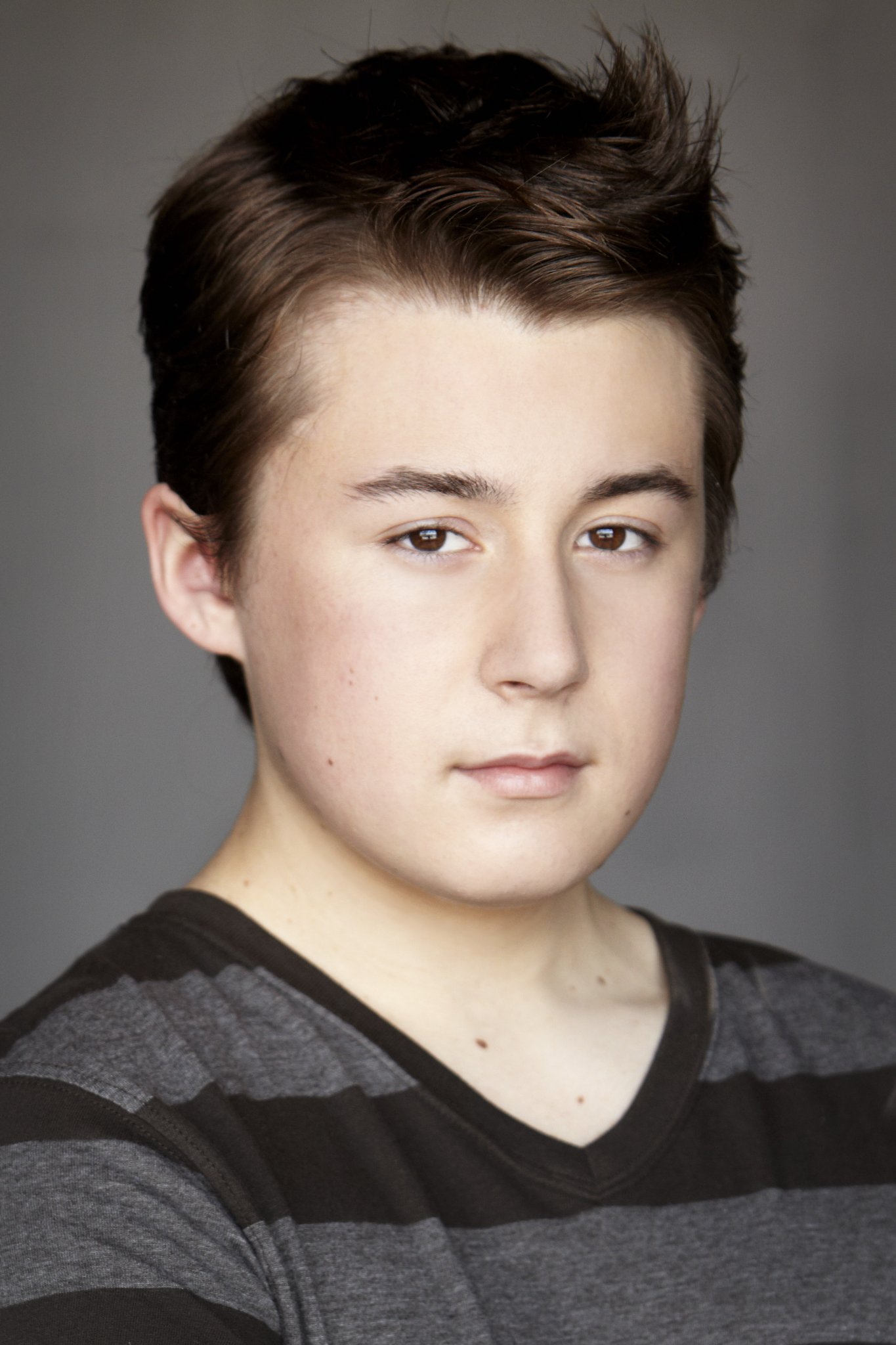 Фото - Мэттью Дж. Эванс: 1365x2048 / 252 Кб