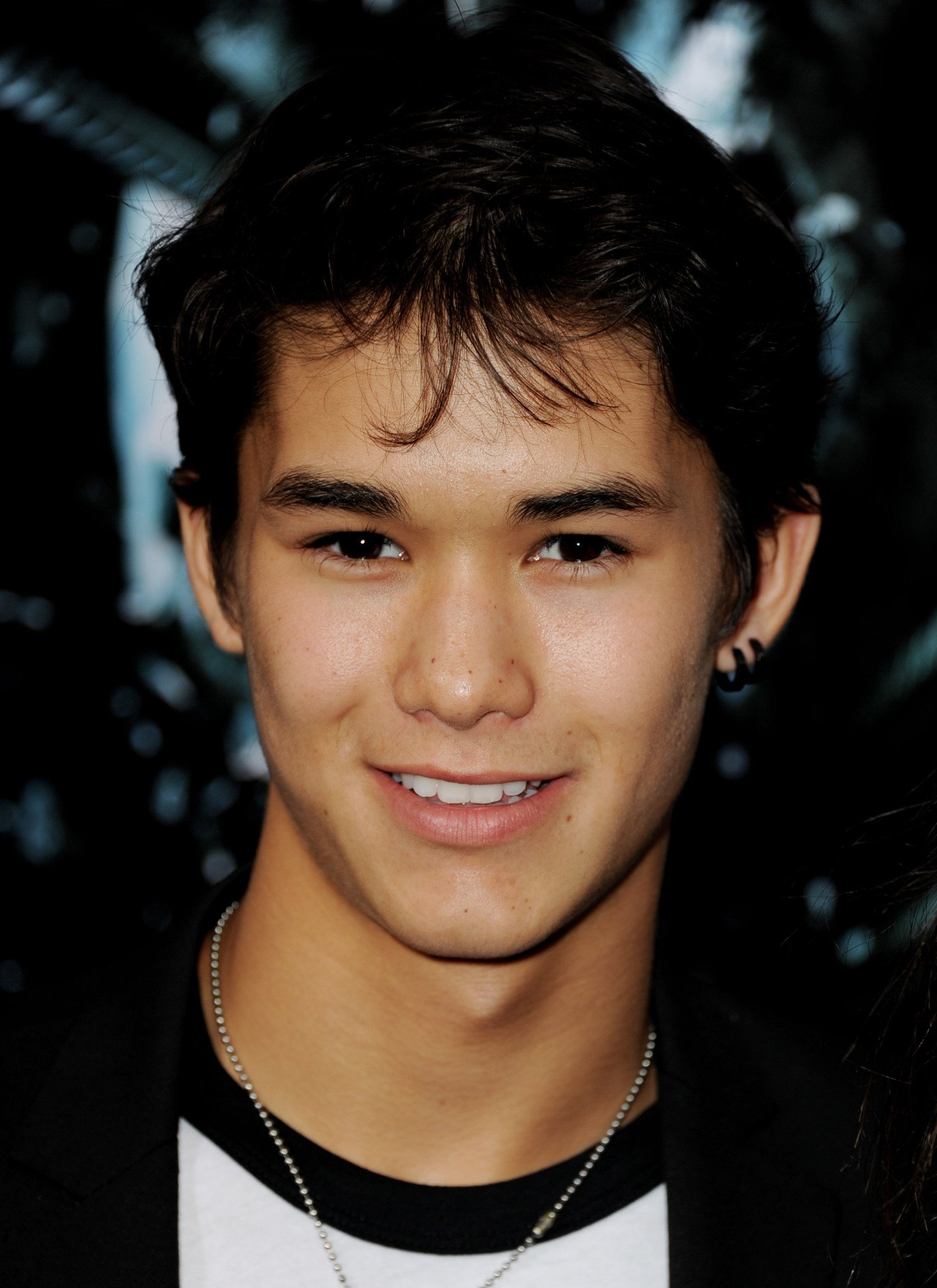 Фото - Бубу Стюарт: 1490x2048 / 308 Кб