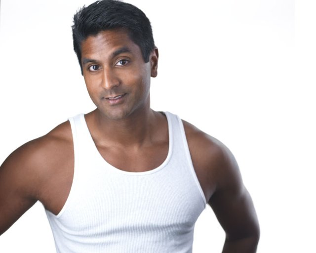 Фото - Фрэнк Махарадж: 640x512 / 27 Кб