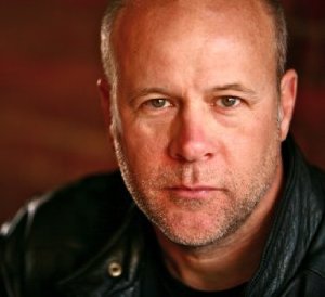 Фото - Джеймс Шанклин: 300x274 / 14 Кб