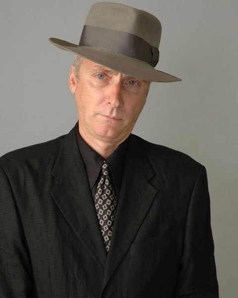 Фото - Джордж Алой: 480x600 / 25 Кб