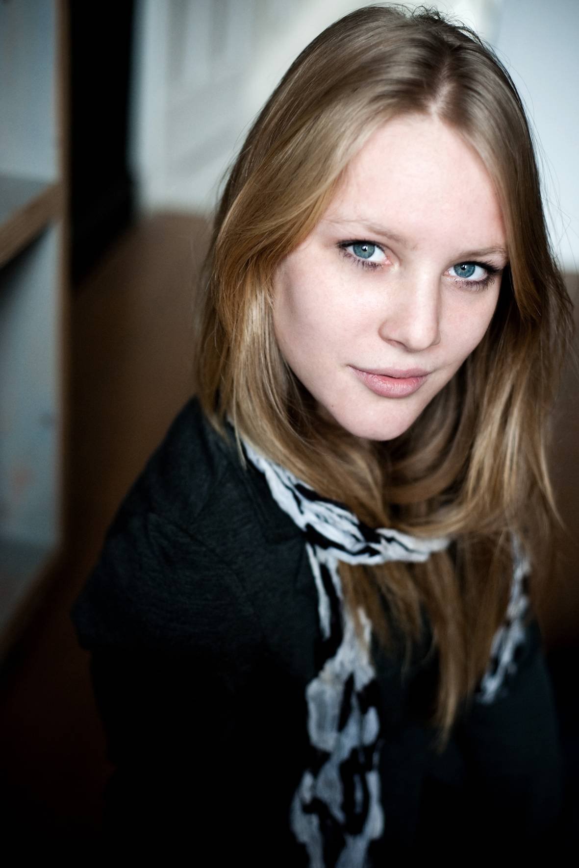 Фото - Лиза Смит: 1181x1771 / 143 Кб