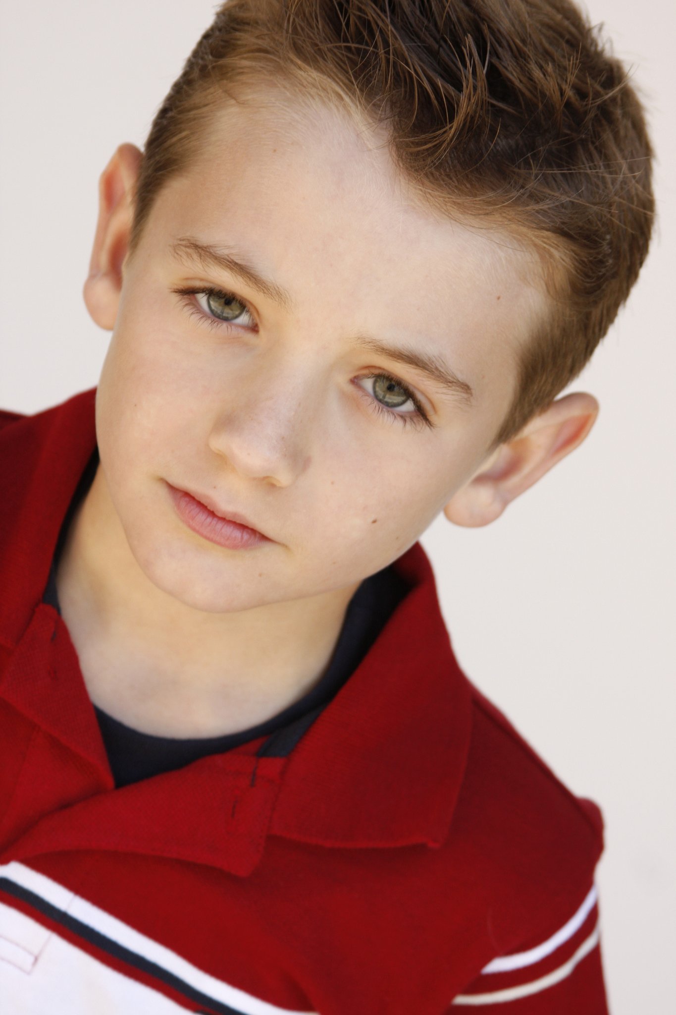 Фото - Далтон Коул: 1365x2048 / 219 Кб