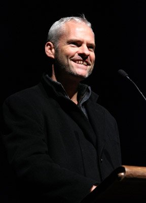 Фото - Мартин МакДона: 288x400 / 12 Кб