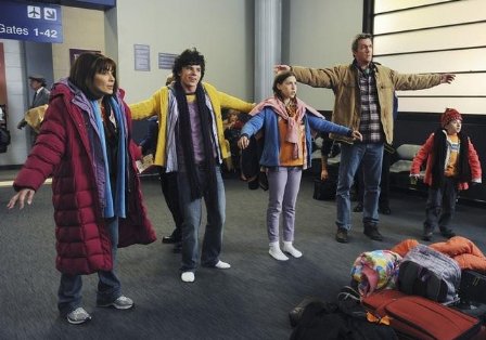 Фото - Аттикус Шаффер: 448x314 / 36 Кб