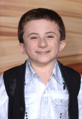 Фото - Аттикус Шаффер: 276x400 / 19 Кб