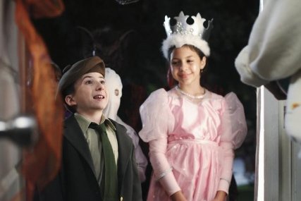 Фото - Аттикус Шаффер: 427x285 / 22 Кб