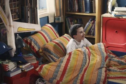 Фото - Аттикус Шаффер: 427x285 / 34 Кб