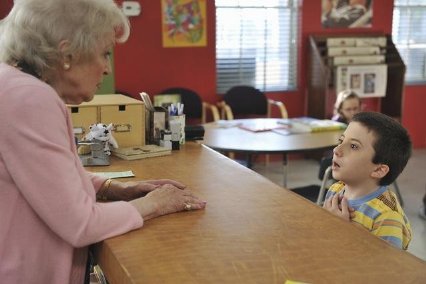 Фото - Аттикус Шаффер: 426x284 / 24 Кб