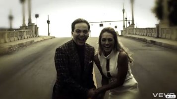 Фото - Эли Джейн: 357x199 / 13 Кб