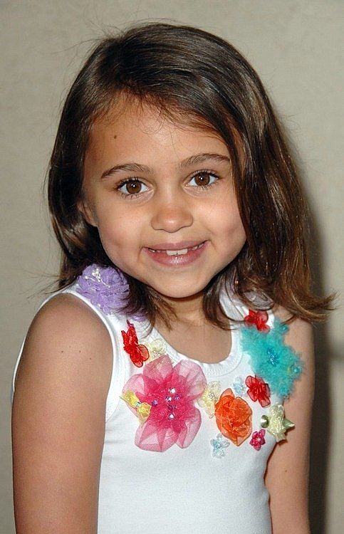 Фото - Мари-Чарльз Джонс: 483x750 / 75 Кб