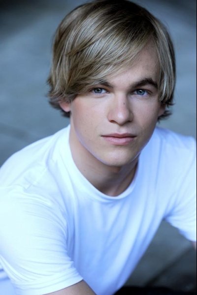 Фото - Грэм Патрик Мартин: 400x600 / 33 Кб