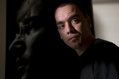 Фото - Майк Фой: 399x265 / 10 Кб