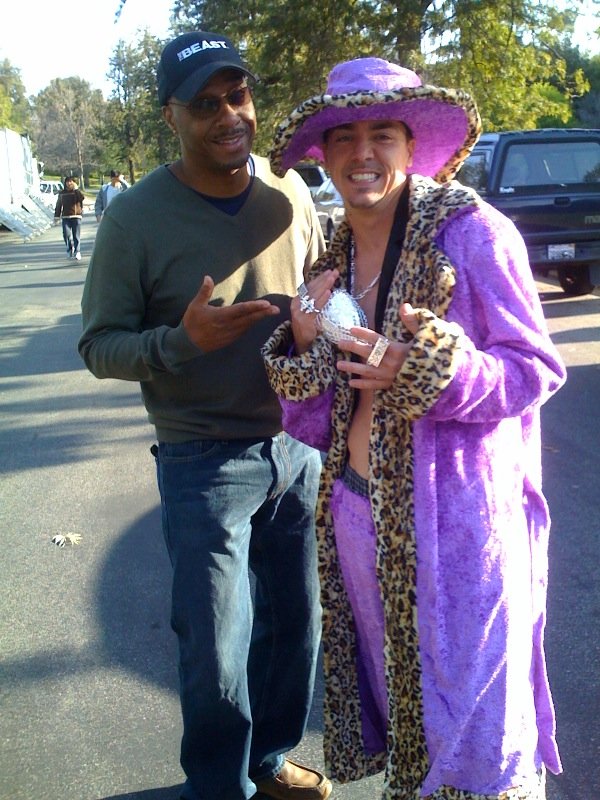 Фото - Майк Фой: 600x800 / 121 Кб